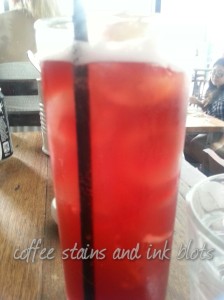 crimson berry iced tea (php 110)